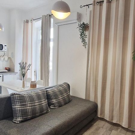 Apartment Megy With Balcony In City Center Crikvenica Bagian luar foto